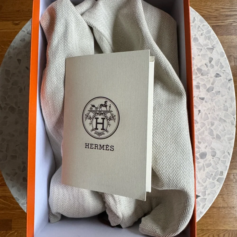 AUTHENTIC Hermes Oasis Sandal GOLD Sz 38.5 - Picture 4 of 4